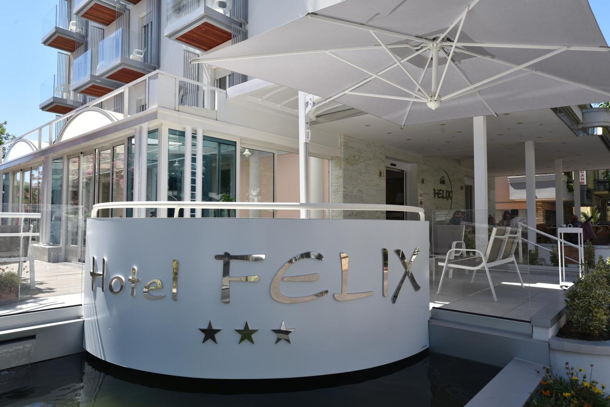Hotel Felix Ріміні Екстер'єр фото